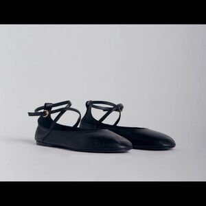 Co Ballet Flat. NEW/never worn/in box. Size US 8.